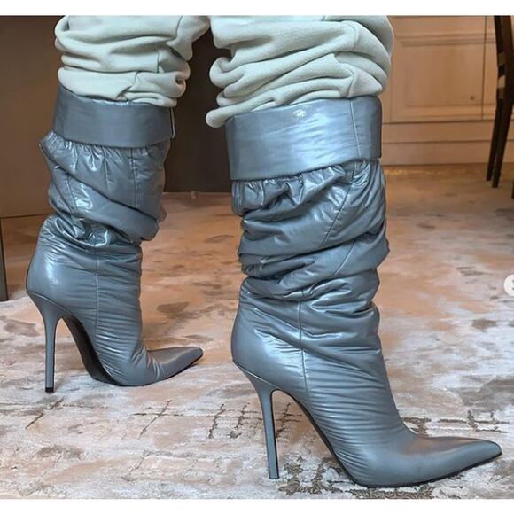 FENTY Puffer Cuffed Synthetic Boots - Picture 15 of 16